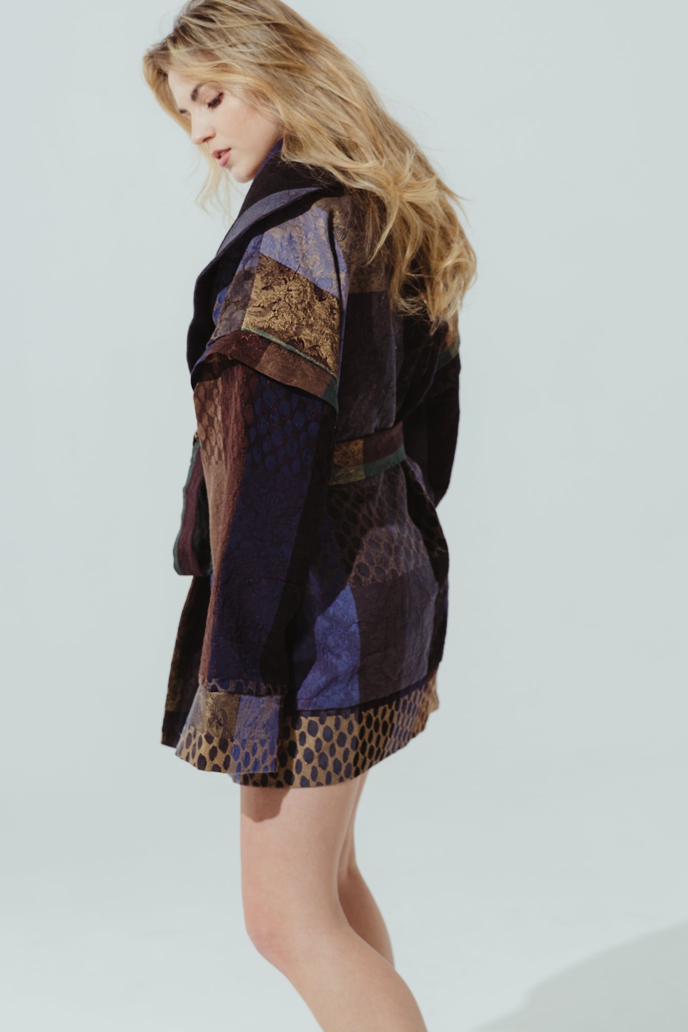 kimono jacquard, jacquard robe, jacquard kimono coat in beige, gold, brown, violet and green