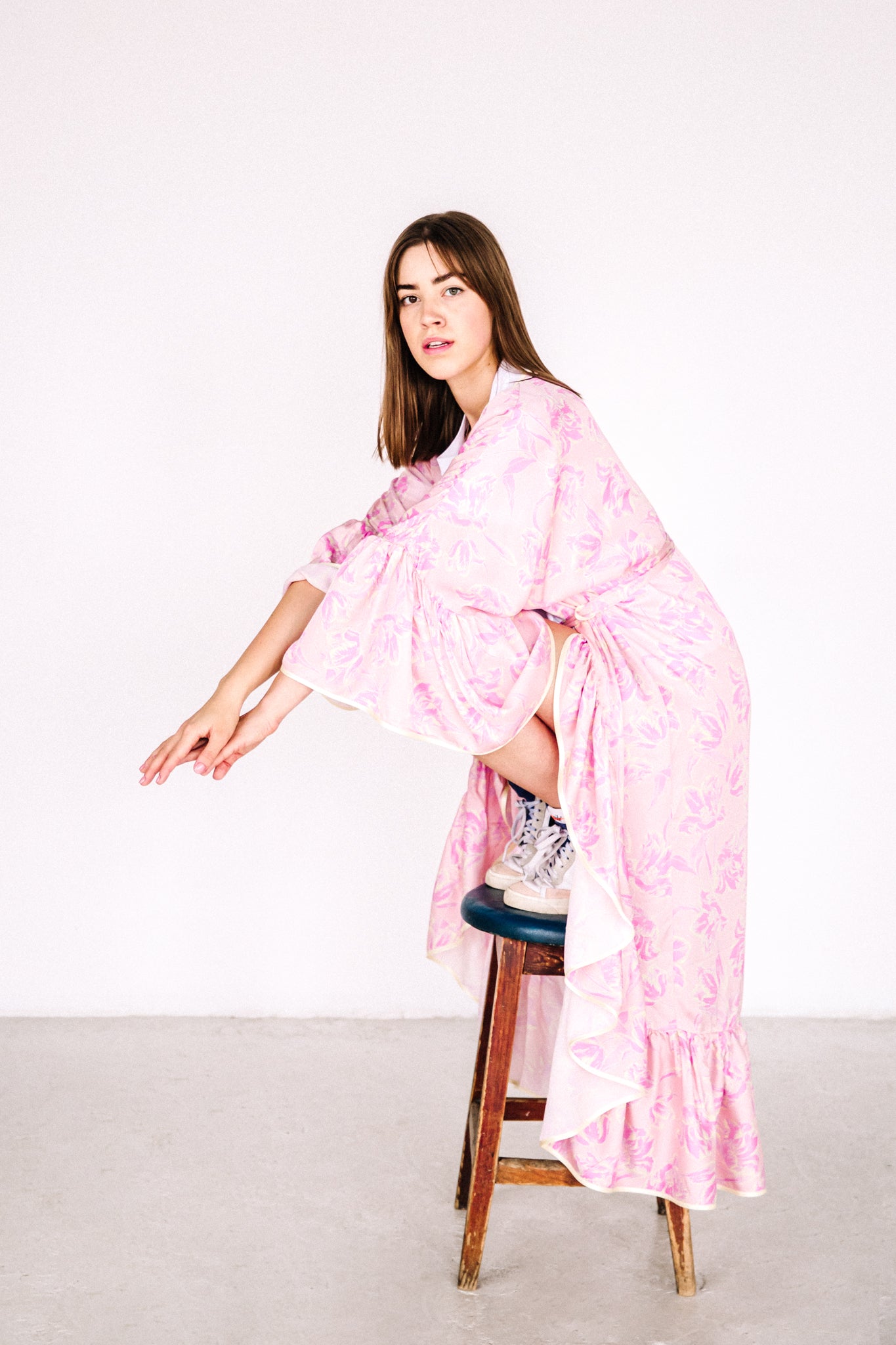 kimono dress
kimono 
pink kimono
festival kimono