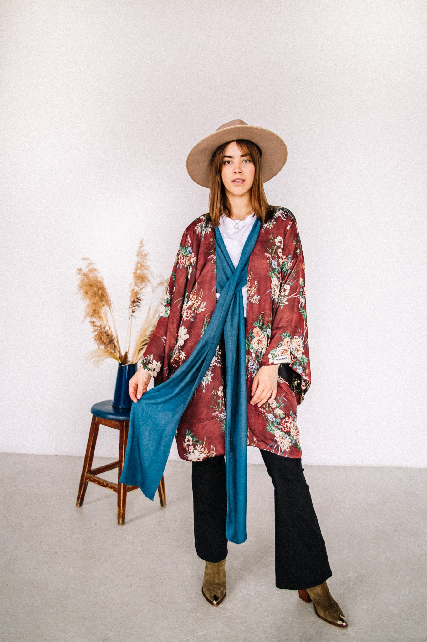 reversible kimono, reversible robe, reversible silk robe, reversible jacket, reversible kimono style coat, reversible coat