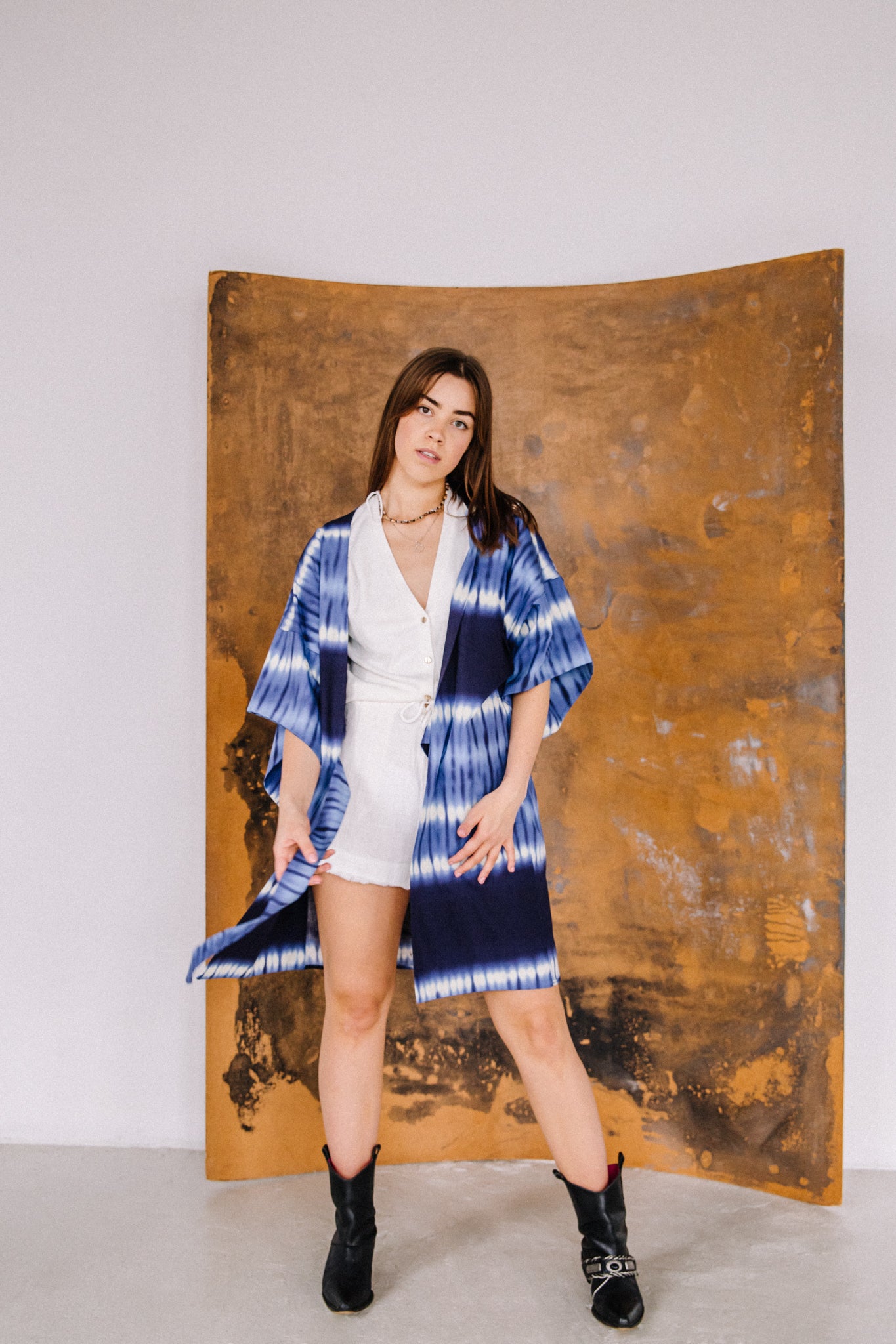 blue tie dye loungewear unisex kimono, beach kimono, tie dye kimono, tie dye festival kimono